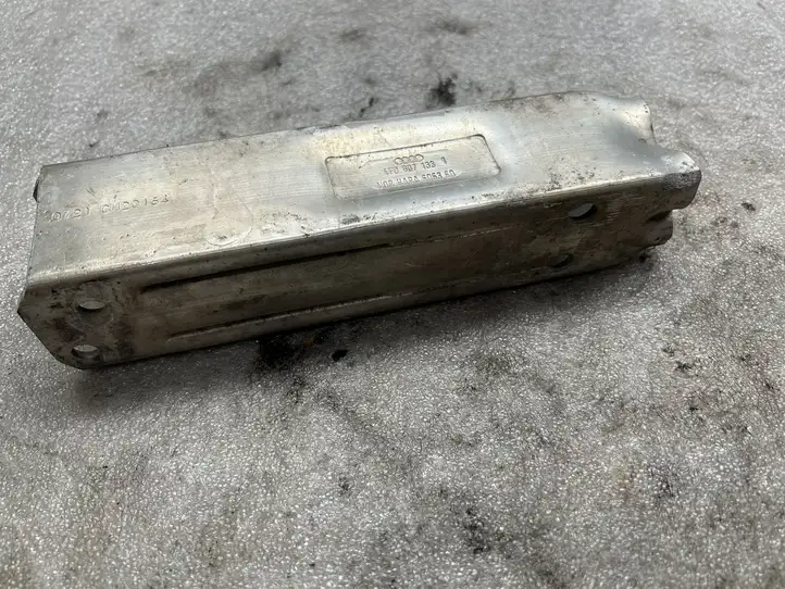 Audi A6 (2004 - 2008)  4F0807133 Другая деталь салона