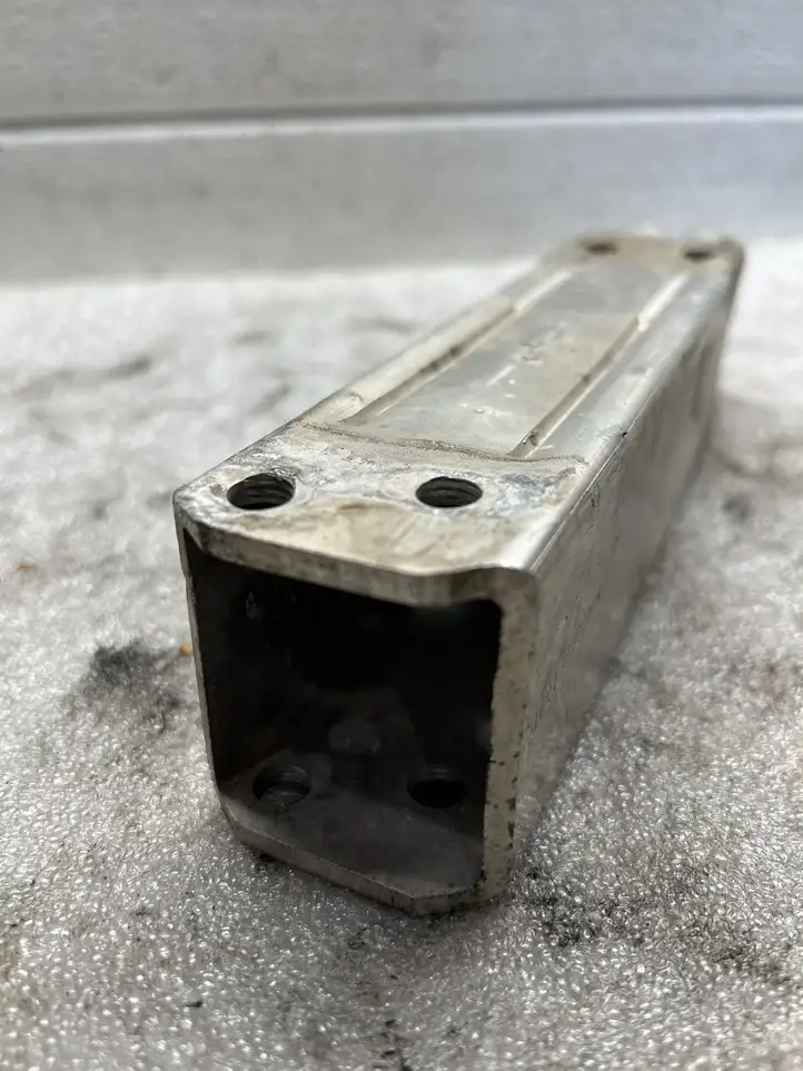 Audi A6 (2004 - 2008)  4F0807133 Другая деталь салона