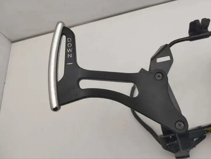 Maserati GranTurismo (2007 - 2019)  5070204 Рычаг переключения передач