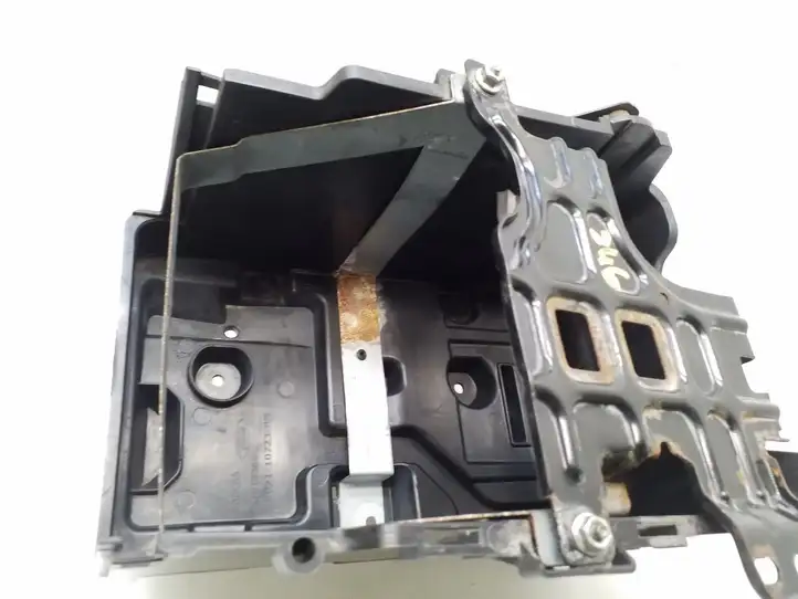 Ford Transit Courier (2014 - 2022) 8V2110723BD Ящик аккумулятора — фото 8