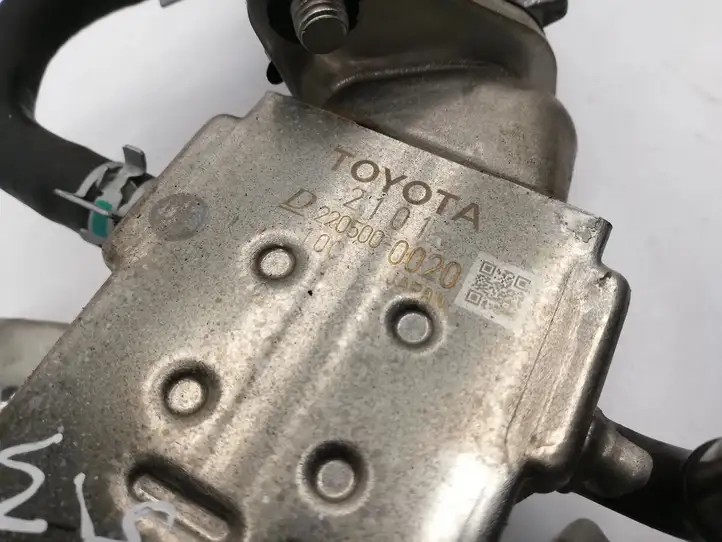 Toyota Yaris (2014 - 2019) 2205000020 Охладитель клапана EGR — фото 2