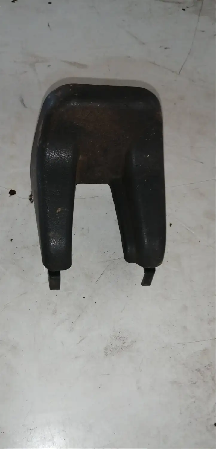 Toyota Land Cruiser (J120) (2002 - 2009) 71698 60080 Прочие детали салона — фото 6