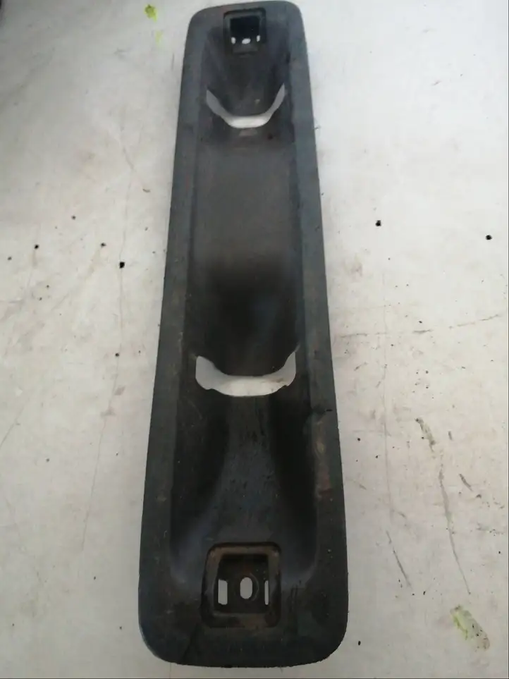Toyota Land Cruiser (J120) (2002 - 2009) 6151460030 Прочие детали салона — фото 2