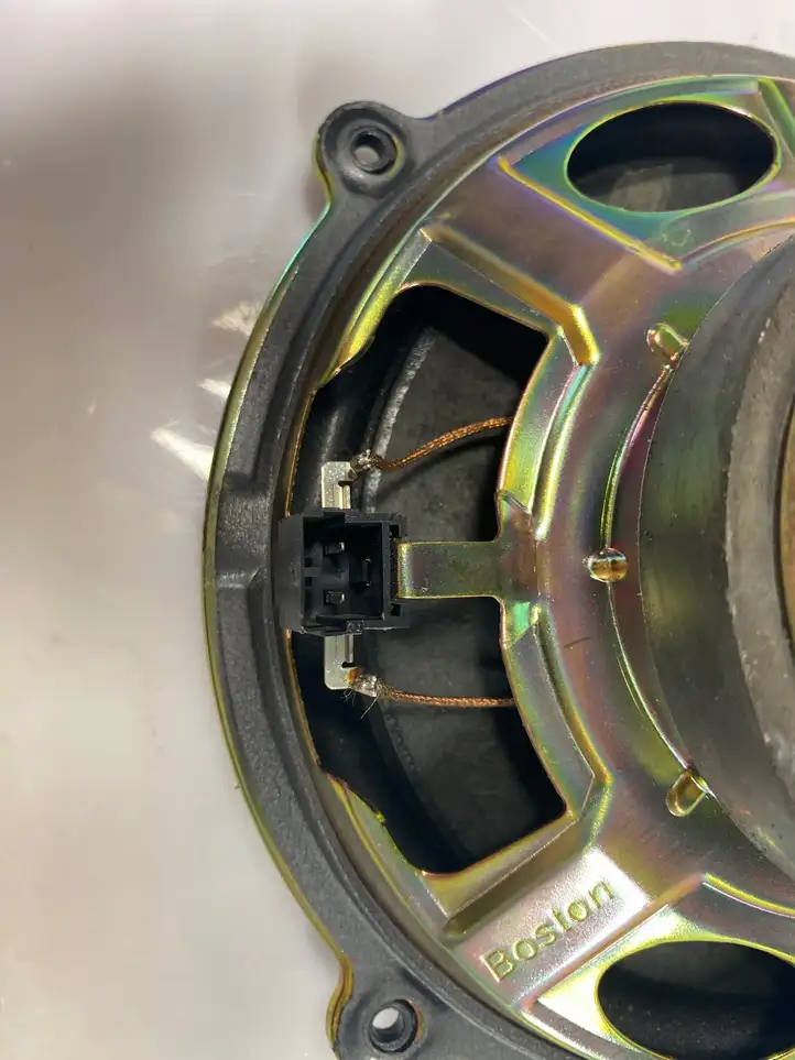 Chrysler 300C (2005 - 2011)  P05059064AB Громкоговоритель (громкоговорители) в заднем подоконнике