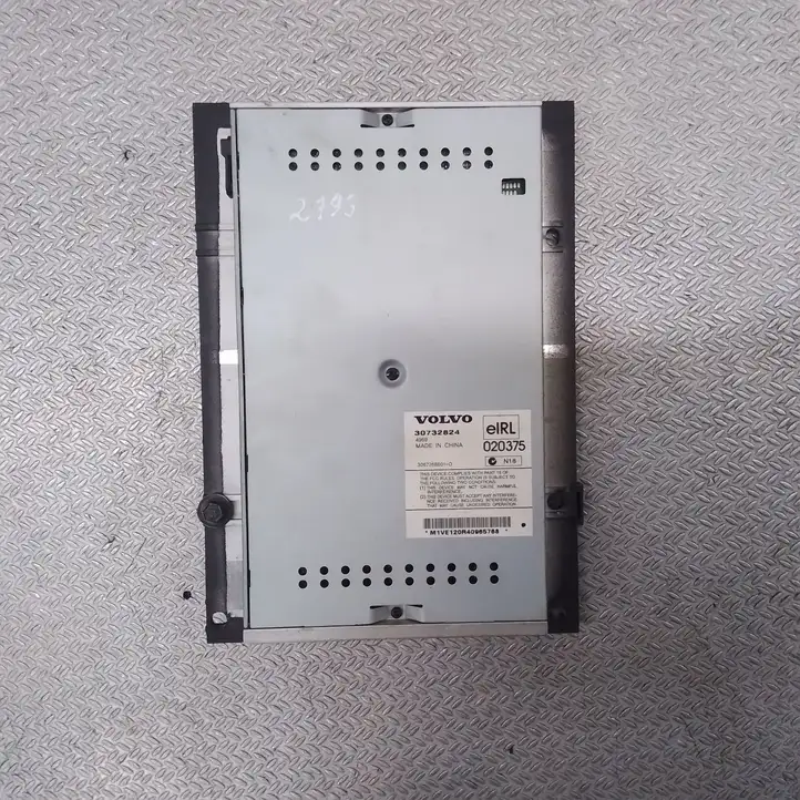 Volvo V50 (2004 - 2008) 30732824 Усилитель звука — фото 3