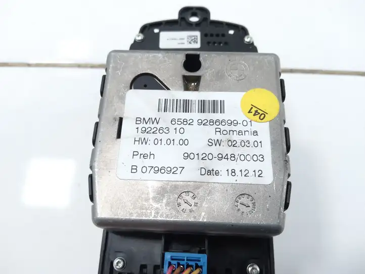 BMW 5 F10 F11 (2009 - 2016)  6582928669901 Мультимедийный контроллер