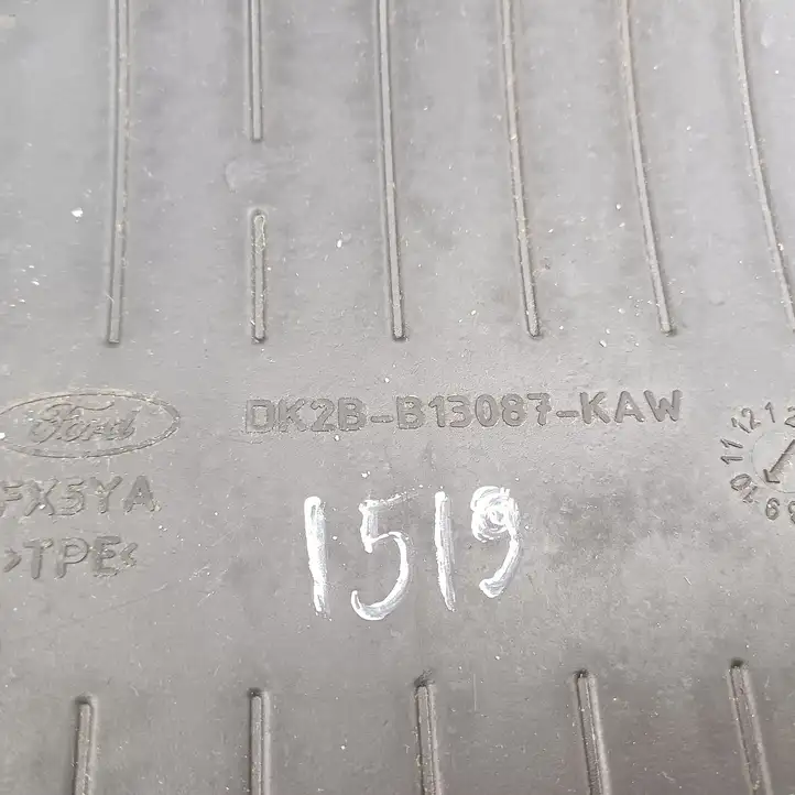 Ford Transit (2013 - 2017) DK2BB13087KAW Передний коврик салона — фото 4