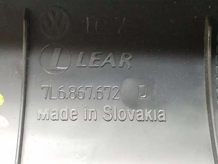 Volkswagen Touareg I (2002 - 2010) 7L6867672D Прочие детали салона — фото 6