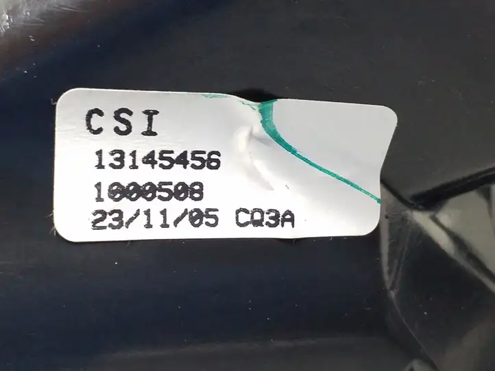 Opel Zafira B (2003 - 2006) 331985437 Прочие детали салона — фото 2