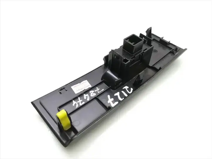 Toyota Corolla Verso E121 (2004 - 2007) 74232-0F030 Кнопка стеклоподъемников — фото 3