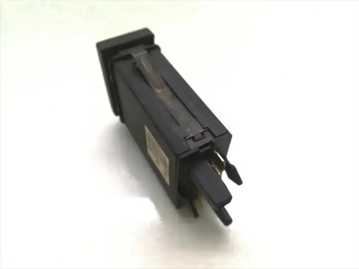 Volkswagen PASSAT B5.5 (2001 - 2005) 3B0959621D Кнопка обогрева стекла — фото 4