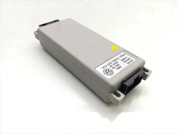 Volkswagen Touran I (2003 - 2010) 1K0035729E Блок GSM — фото 1
