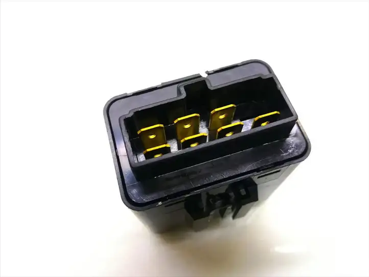 Hyundai Santa Fe (2005 - 2009) 95420-2B500 Реле стеклоочистителей — фото 3