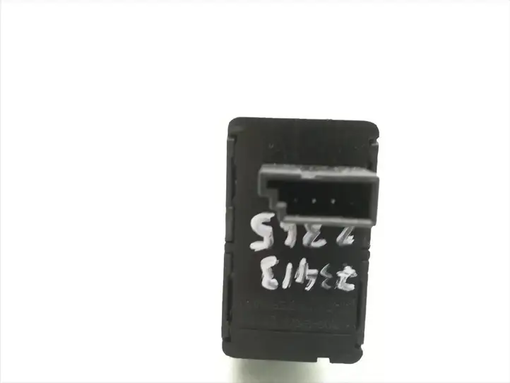 BMW 5 E60 E61 (2004 - 2010) 9113771 Кнопка стеклоподъемников — фото 3
