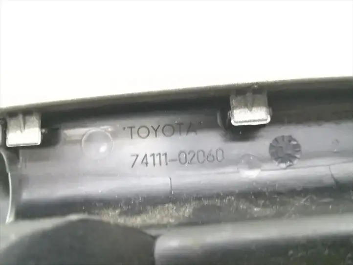 Toyota Corolla E120 E130 (2000 - 2004) 74111-02060 Передняя пепельница — фото 5