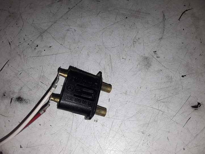 Mercedes-Benz Vaneo W414 (2001 - 2005)  4148200054 Контактное соединение дверей