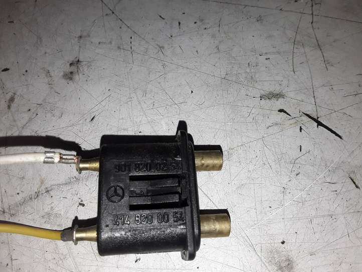 Mercedes-Benz Vaneo W414 (2001 - 2005)  4148200054 Контактное соединение дверей