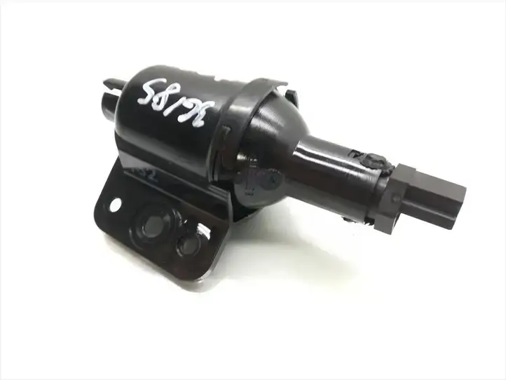 BMW 7 E65 E66 (2001 - 2008) 8379697 Датчик открытия передней двери — фото 3