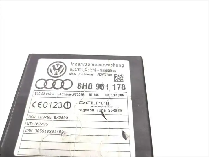 Audi A4 S4 B7 8E 8H (2004 - 2009) 8H0951178 Блок управления сигнализацией — фото 5