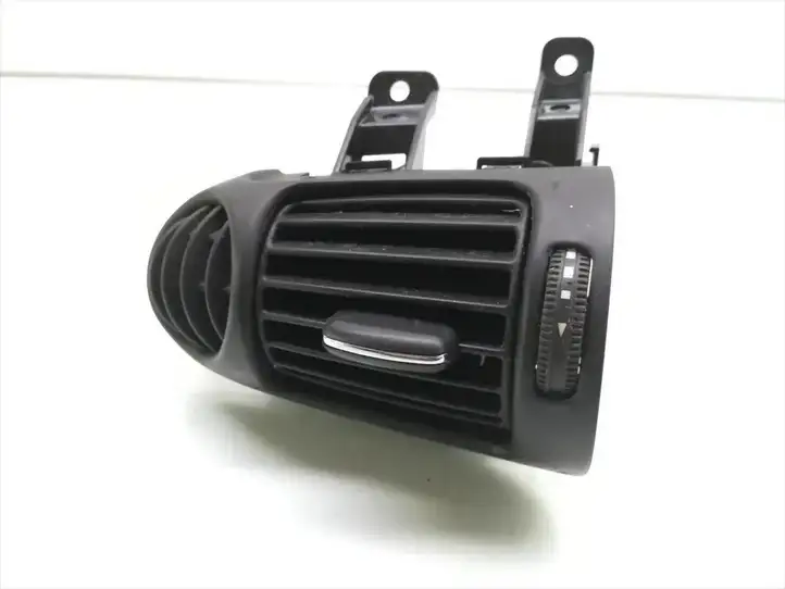 Mercedes-Benz C W203 (2000 - 2007) A2038300654 Боковой воздушный дефлектор — фото 2