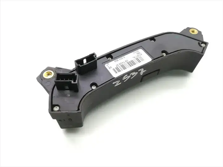 BMW X3 E83 (2003 - 2010) 6922854 Кнопки на рулевом колесе — фото 3