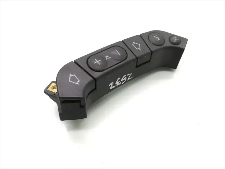 BMW X3 E83 (2003 - 2010) 6903396 Кнопки на рулевом колесе — фото 2