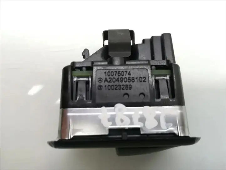 Mercedes-Benz E W212 (2009 - 2016) A2049058102 Блок кнопок стеклоподъемников — фото 5