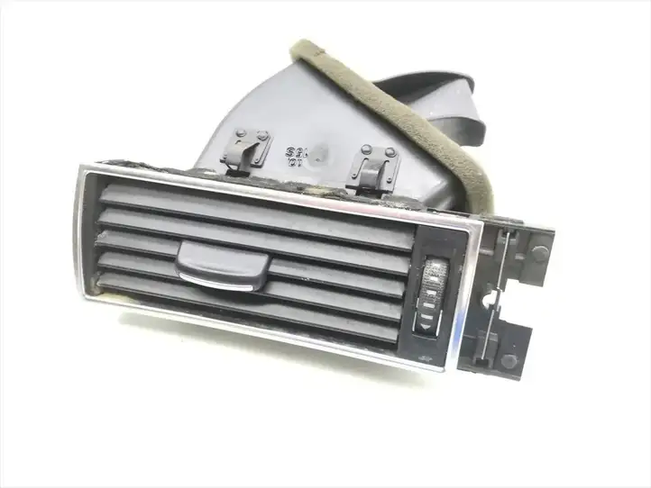 Audi A6 S6 C6 4F (2004 - 2008) 4F2820901D Боковой воздушный дефлектор — фото 1