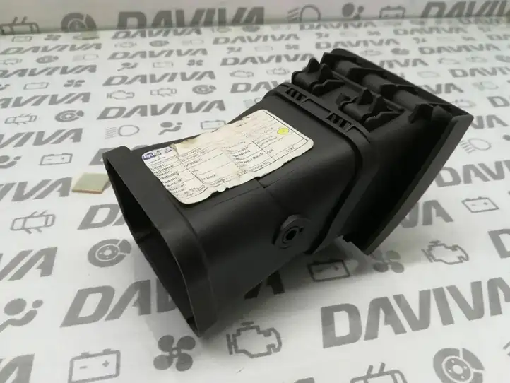 Volvo V50 (2004 - 2008) 39888290 Боковой воздушный дефлектор — фото 3