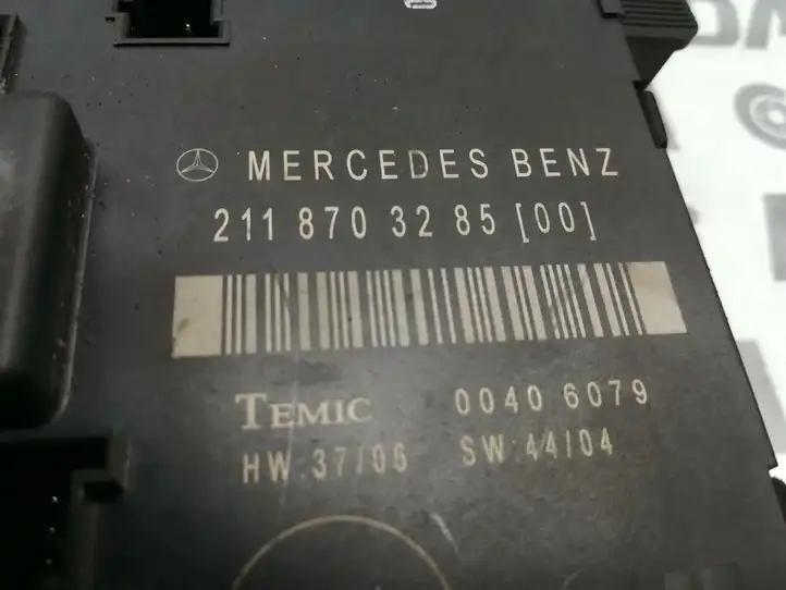 Mercedes-Benz C W203 (2000 - 2007) 2118703285 Блок управления дверью — фото 4