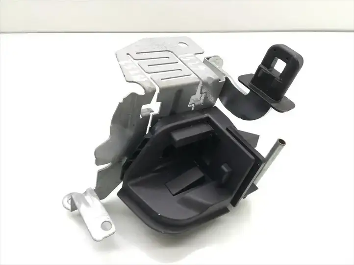 BMW 3 F30 F35 F31 (2012 - 2018) 7268030 Замок крышки багажника — фото 1