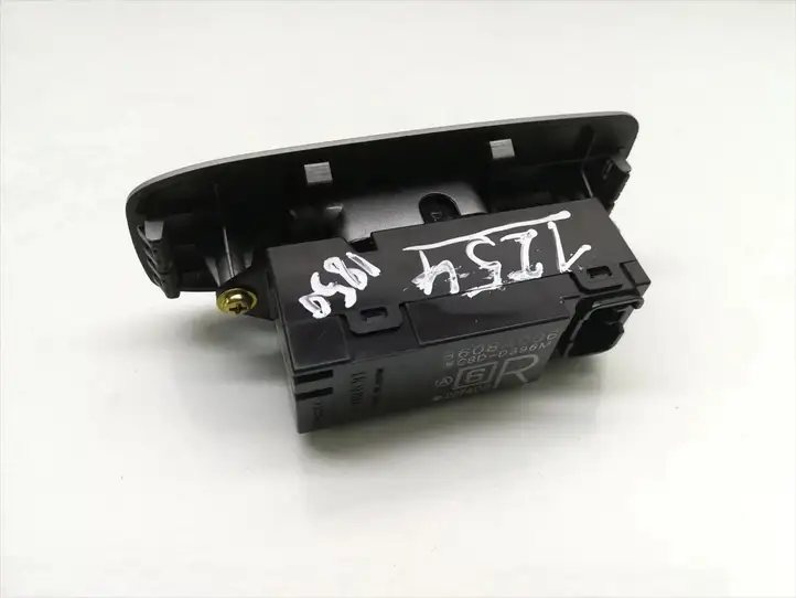 Mitsubishi Pajero (2003 - 2006) 8608A006 Кнопка стеклоподъемников — фото 3