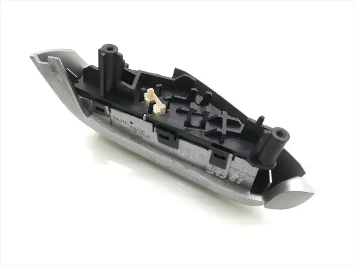 Nissan Note (E12) (2014 - 2018) 13X31MN Кнопки на рулевом колесе — фото 4