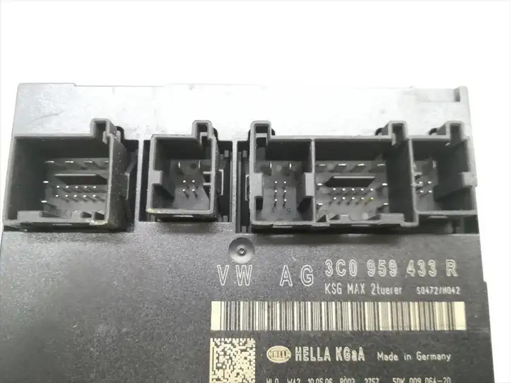 Volkswagen PASSAT B6 (2005 - 2010) 3C0959433R Модуль комфорта — фото 3