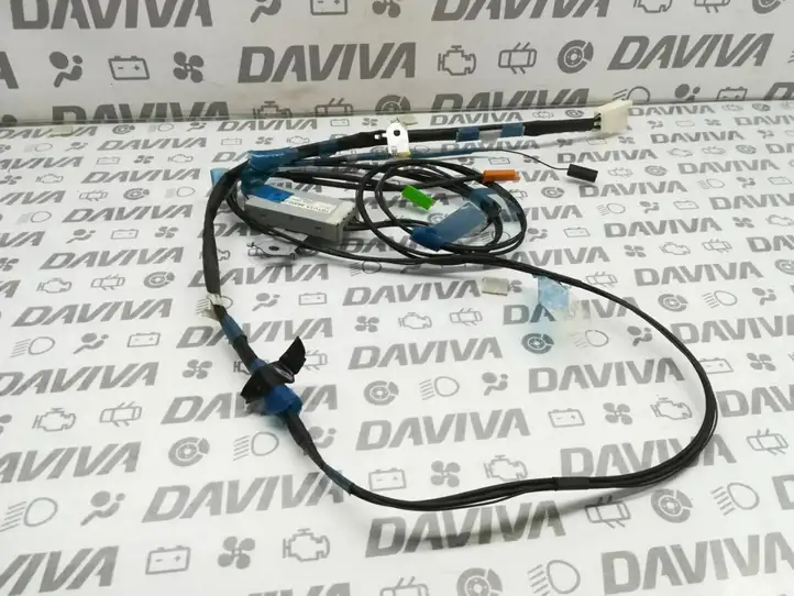 Toyota Avensis T250 (2006 - 2009) 8630005180 Усилитель антенны — фото 2