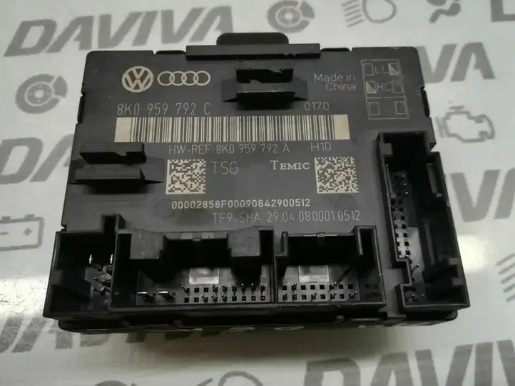 Audi A4 S4 B8 8K (2007 - 2011) 8K0959792C Блок управления дверью — фото 2