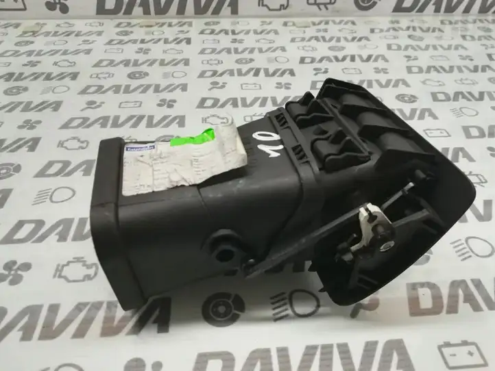 Volvo V50 (2004 - 2008) Боковой воздушный дефлектор — фото 3