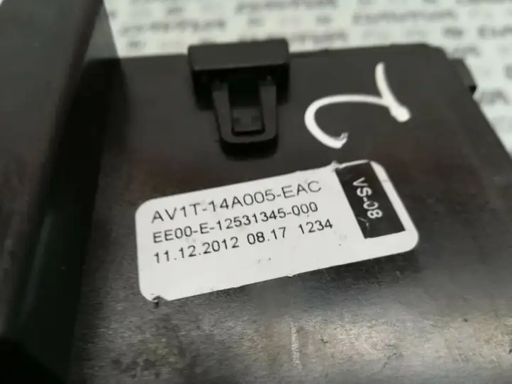 Ford B-MAX (2012 - 2018) AV1T-14A005-EAC Блок предохранителей (комплект) — фото 4