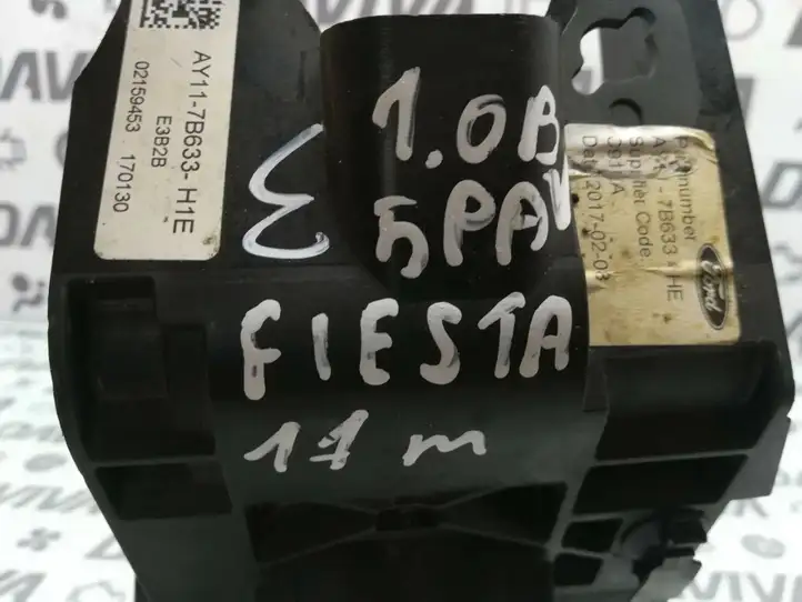 Ford Fiesta (2013 - 2017) AY11-7B633-HE Кронштейн педали сцепления — фото 3