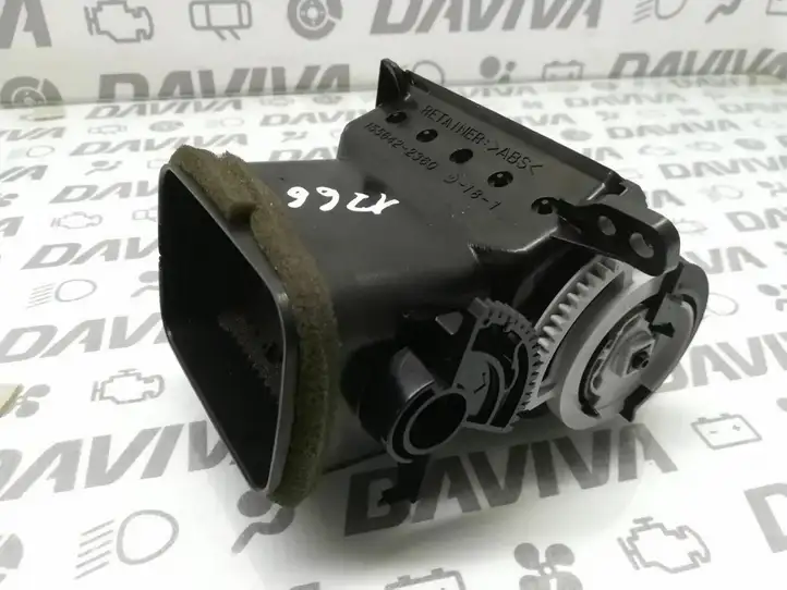 Toyota Auris 150 (2006 - 2012) 5566012360 Боковой воздушный дефлектор — фото 2