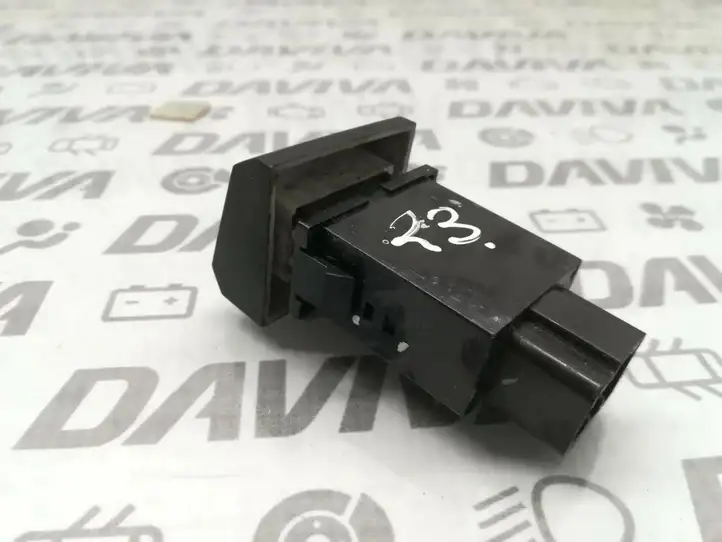 Hyundai Santa Fe (2000 - 2005) 93710-26000 Кнопка обогрева стекла — фото 2