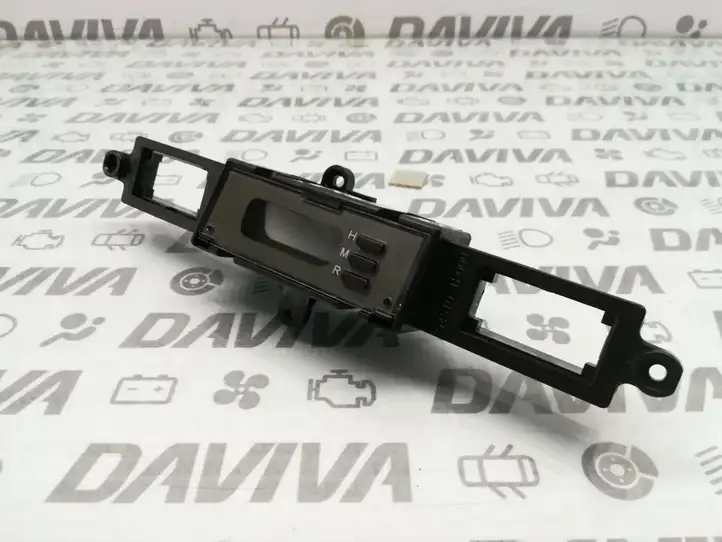 Kia Sportage (2004 - 2008) 94510-1F000 Часы — фото 2