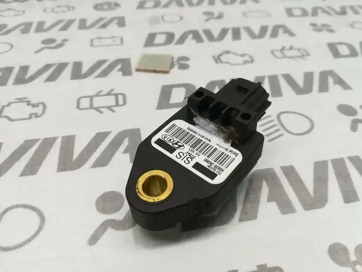 Hyundai i30 (2007 - 2012) 95920-3K000 Датчик удара SRS — фото 2