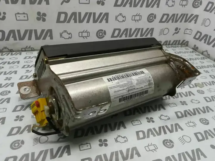 Jeep Grand Cherokee (2010 - 2021) 55116438AD Коленная подушка безопасности — фото 2