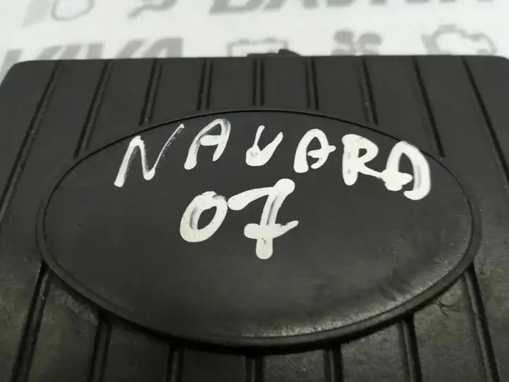 Nissan Navara D40 (2004 - 2015) DoesNotApply Блок управления парктрониками — фото 4