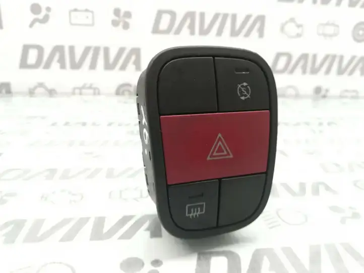 Fiat Fiorino (2008 - 2014) T098 Включатель аварийных фонарей — фото 1