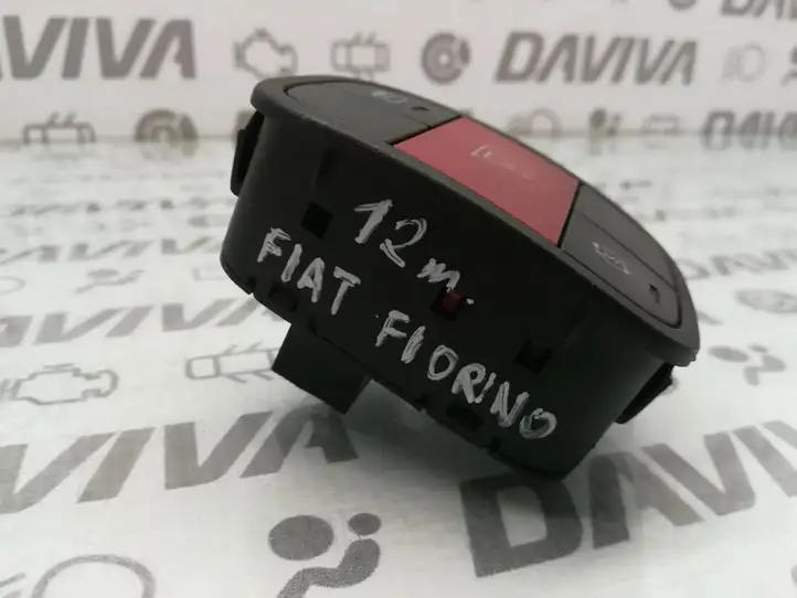 Fiat Fiorino (2008 - 2014) T098 Включатель аварийных фонарей — фото 3