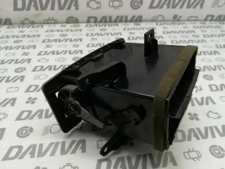 Hyundai Terracan (2004 - 2007) 85740H1600 Боковой воздушный дефлектор — фото 2