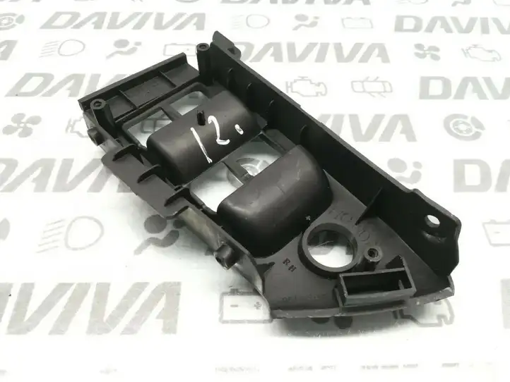 Honda Civic (2001 - 2005) Накладка кнопки стеклоподъемника — фото 4