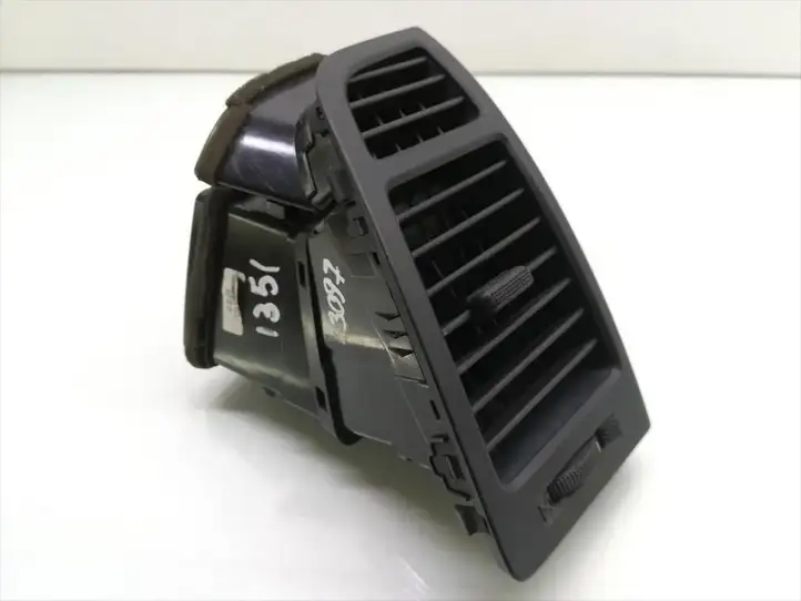 Hyundai i20 (PB PBT) (2008 - 2012) 97480-1J000 Боковой воздушный дефлектор — фото 2